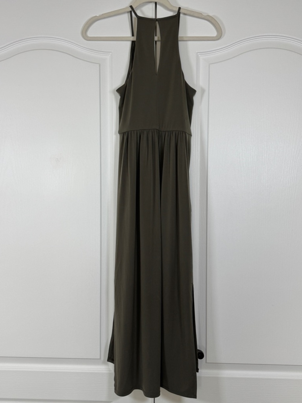 BCBGeneration V Neck Drape Hourglass Midi Dress with Pockets Olive Green XS - Picture 3 of 9